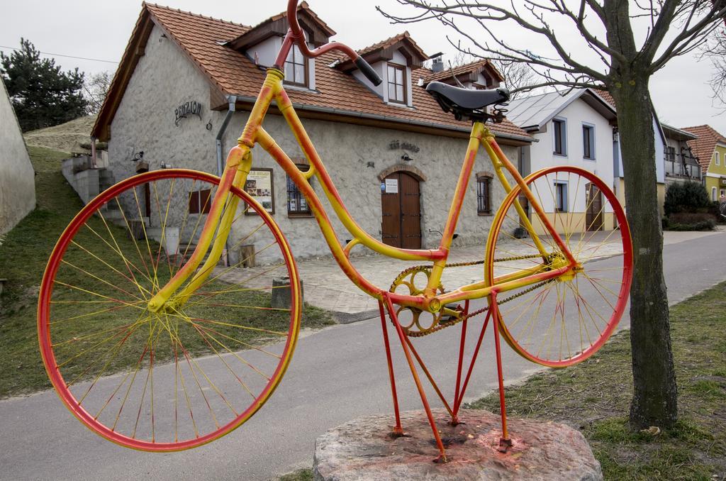 Vas Sklep - Vinny Sklep A Penzion Znojmo Buitenkant foto