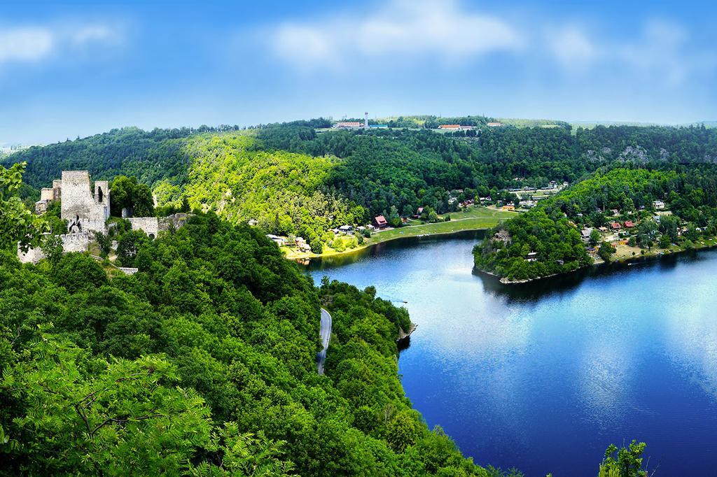 Vas Sklep - Vinny Sklep A Penzion Znojmo Buitenkant foto